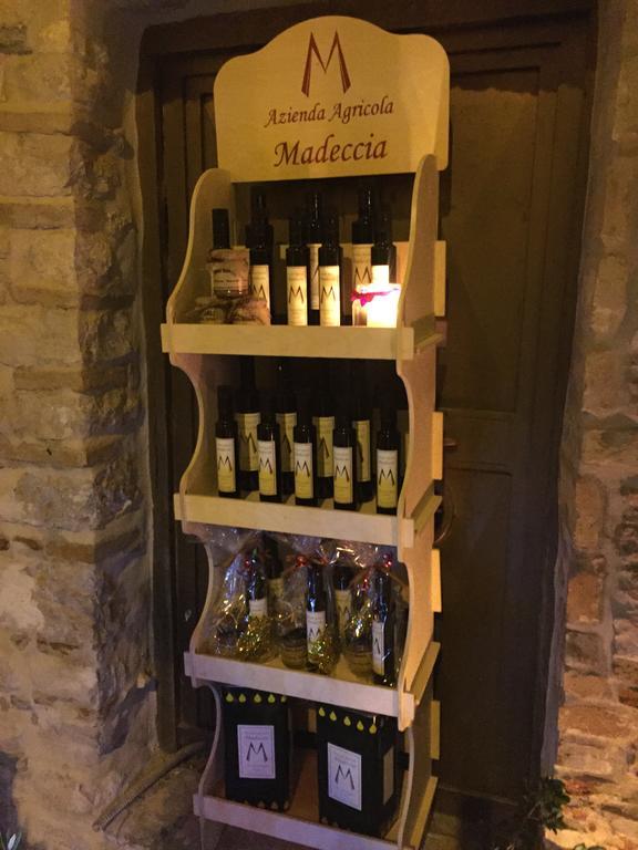 Sonnino Casale Madeccia 게스트하우스 외부 사진