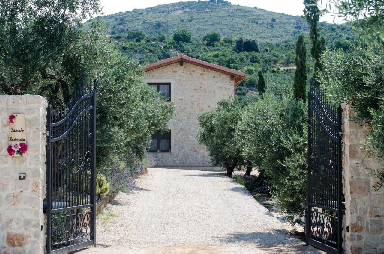 Sonnino Casale Madeccia 게스트하우스 외부 사진